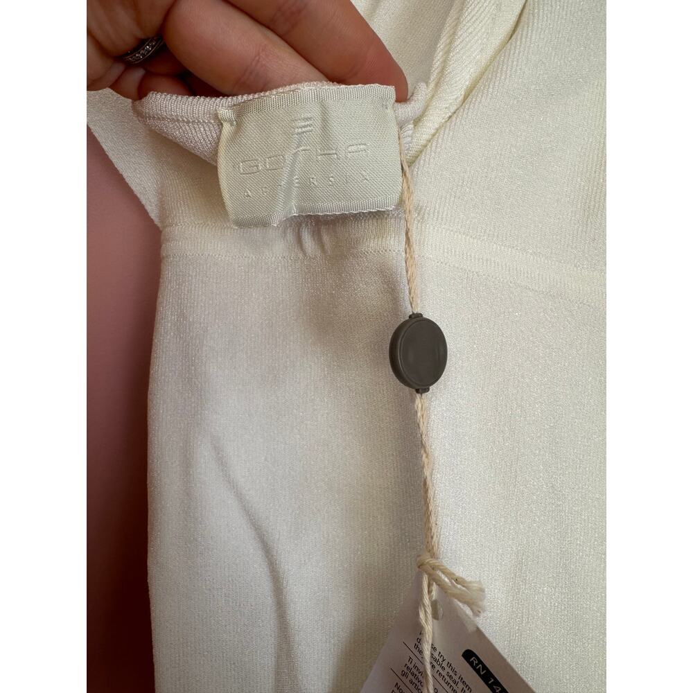 GOTHA Aftersix White Knit Peek-a-Boo Tank Top Size Medium - Picture 4 of 4